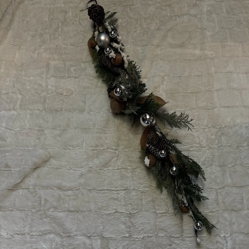 Valerie Parr Hill 48” Christmas Holiday Garland Swag dusted with faux sn…
